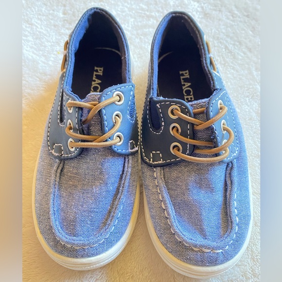 Very cute CHILDRENS PLACE TODDLER 9 - Picture 2 of 4